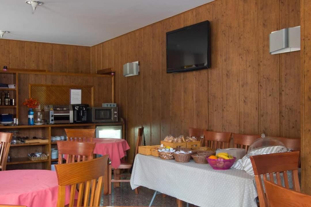 Hostal Arpa Ávila Luaran gambar